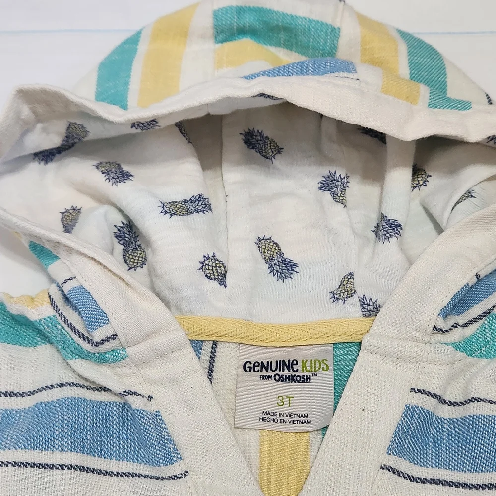 OshKosh B’gosh Genuine Kids 3T Striped Hooded Beach Baja Pullover